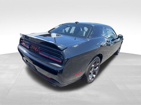 Used 2017 Dodge Challenger SXT Plus RWD image 2
