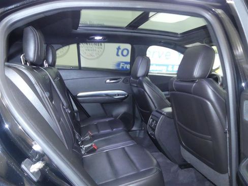 Used 2019 Cadillac XT4 Premium Luxury image 23