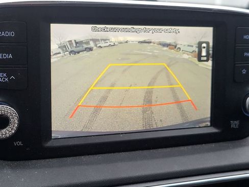 Used 2020 Hyundai Santa Fe SEL image 8