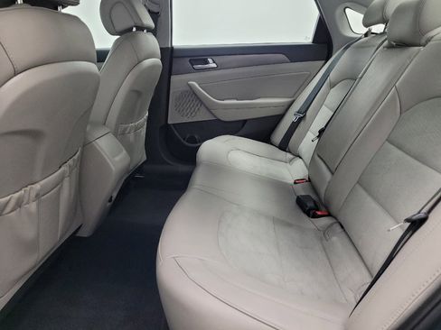 Used 2016 Hyundai Sonata Sport w/ Option Group 1V FWD image 18