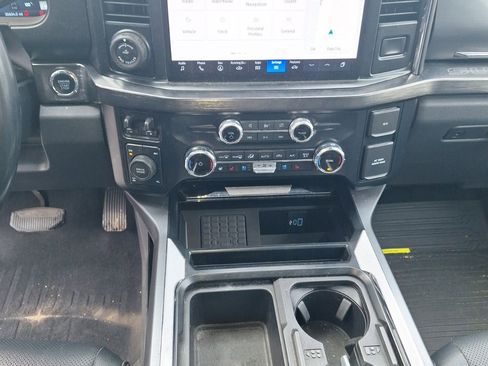 Used 2023 Ford F250 Lariat w/ Lariat Ultimate Package image 14