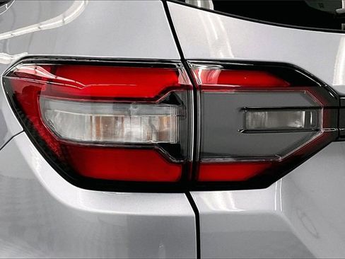 Used 2023 Honda Pilot EX-L image 32