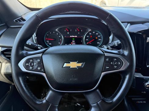 Used 2023 Chevrolet Traverse LT w/ LT Premium Package AWD/4WD image 31