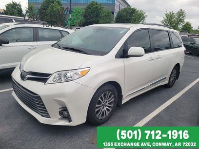 Used 2018 Toyota Sienna XLE w/ XLE Navigation Package