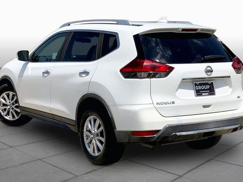 Used 2017 Nissan Rogue SV FWD image 10