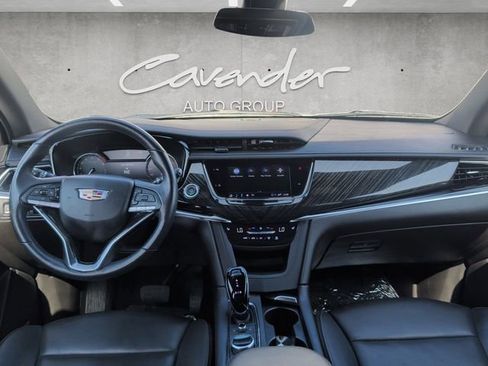 Certified 2022 Cadillac XT6 Premium Luxury image 20
