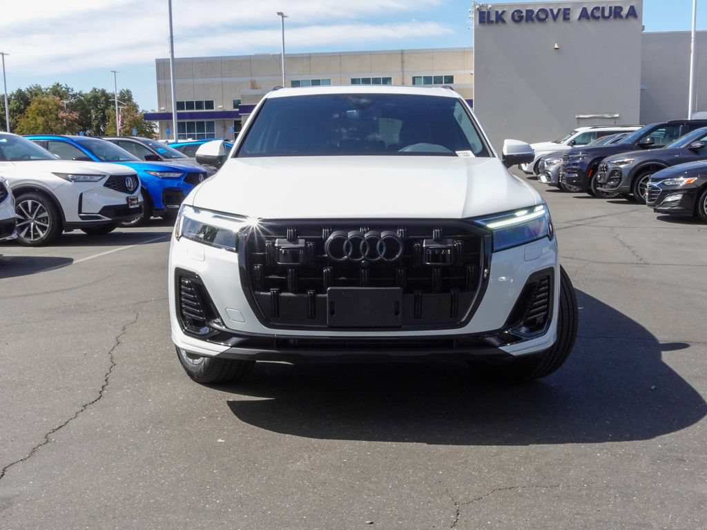Used 2026 Audi Q7 2.0T Premium Plus w/ Premium Plus Package AWD/4WD image 3