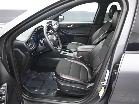 Used 2025 Ford Escape ST-Line AWD/4WD image 9