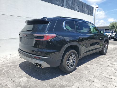 Used 2025 GMC Acadia Elevation FWD image 6