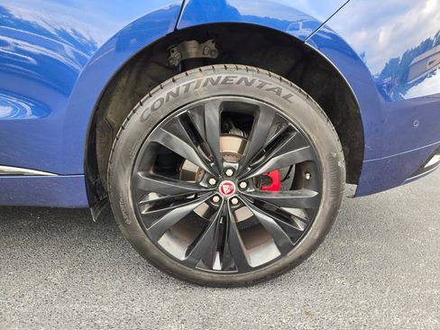 Used 2021 Jaguar F-PACE R-Dynamic S AWD/4WD image 9