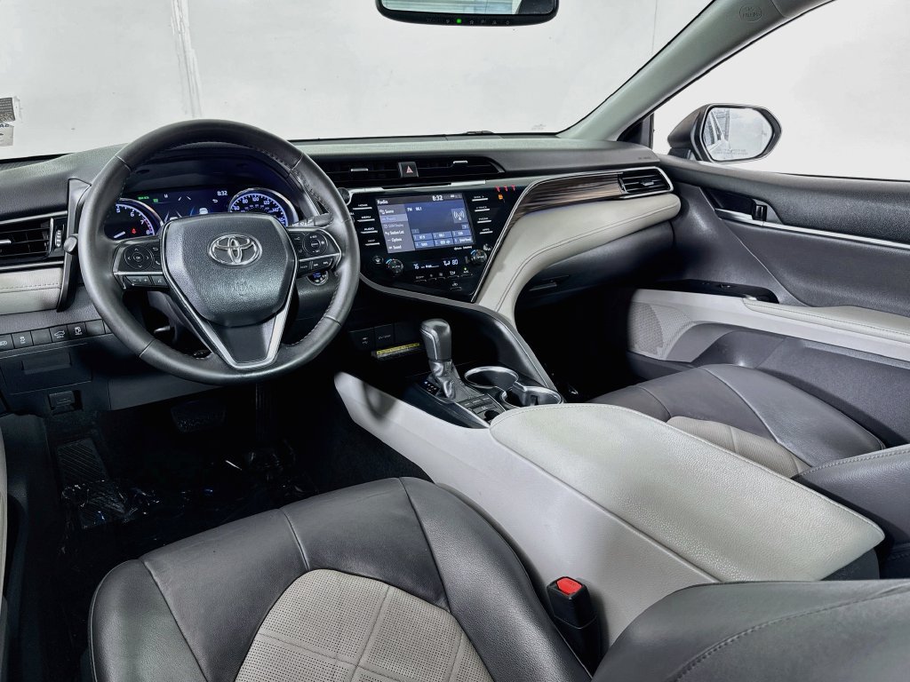 Used 2019 Toyota Camry XLE FWD image 27