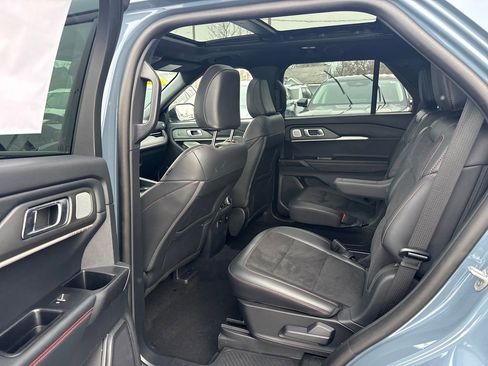 Used 2025 Ford Explorer ST w/ Sun And Sound Package image 14