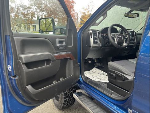 Used 2019 GMC Sierra 3500 SLE image 9