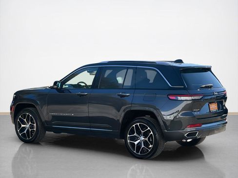 Certified 2022 Jeep Grand Cherokee Summit image 5