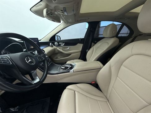Used 2017 Mercedes-Benz C 300 Sedan w/ Premium 3 Package image 11
