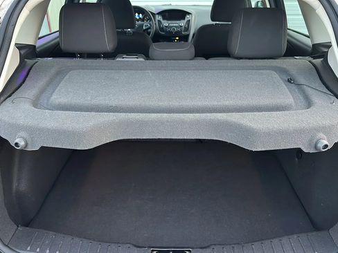 Used 2015 Ford Focus SE image 11