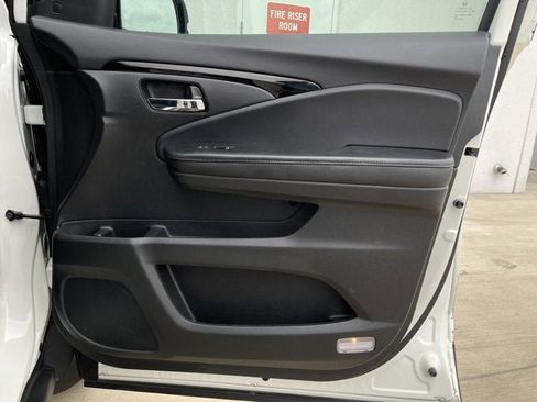 Used 2019 Honda Passport Elite image 17