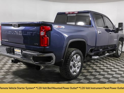 Used 2020 Chevrolet Silverado 2500 LTZ w/ LTZ Premium Package image 19