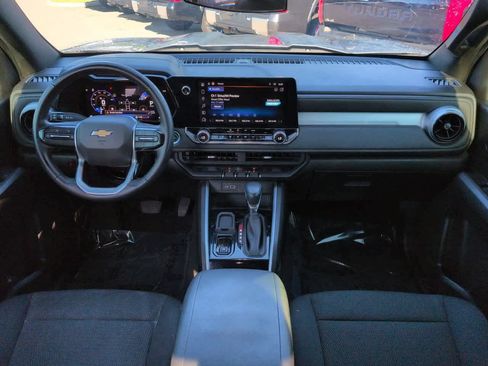 Used 2024 Chevrolet Colorado LT w/ LT Convenience Package RWD image 14