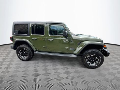Used 2023 Jeep Wrangler Unlimited Rubicon 4xe w/ Steel Bumper Group AWD/4WD image 5