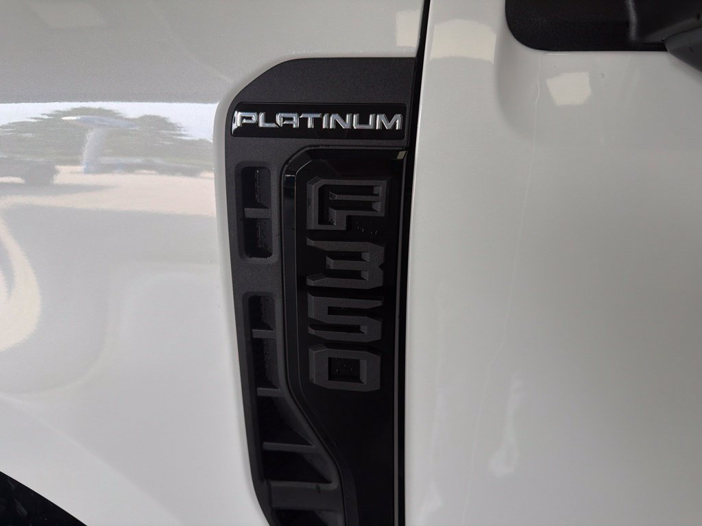 New 2026 Ford F350 Platinum w/ Tremor Off-Road Package AWD/4WD image 8