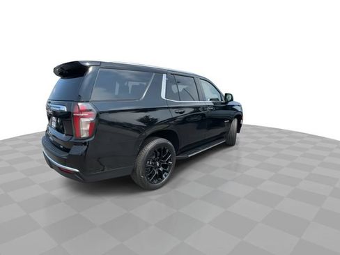 Used 2022 Chevrolet Tahoe LT w/ Luxury Package AWD/4WD image 8