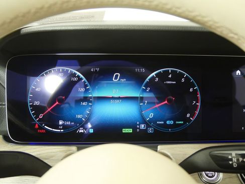 Used 2023 Mercedes-Benz E 450 Cabriolet image 22