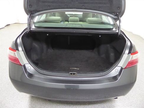 Used 2009 Toyota Camry image 30