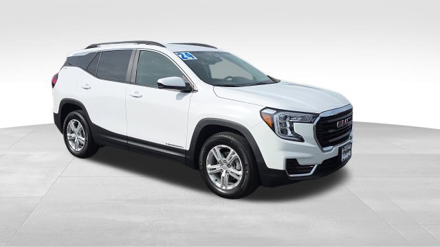 Certified 2024 GMC Terrain SLE w/ Driver Convenience Package FWD image 4