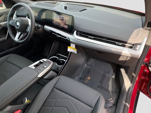 New 2026 BMW X1 xDrive28i w/ Technology Package image 14