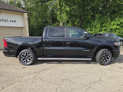 Used 2026 RAM 1500 Laramie w/ Sport Appearance Package AWD/4WD image 8