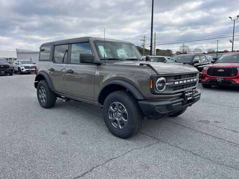 New 2025 Ford Bronco Big Bend image 4
