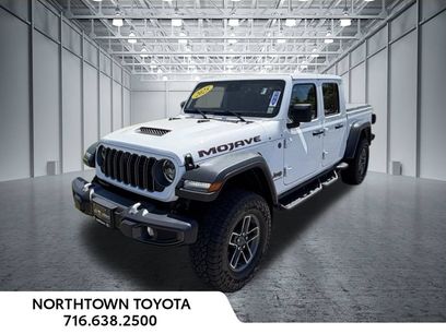 Used 2025 Jeep Gladiator Mojave w/ Safety Group