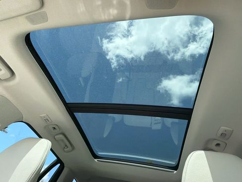 Used 2023 Volvo XC90 B6 Plus w/ Protection Package Premier image 32