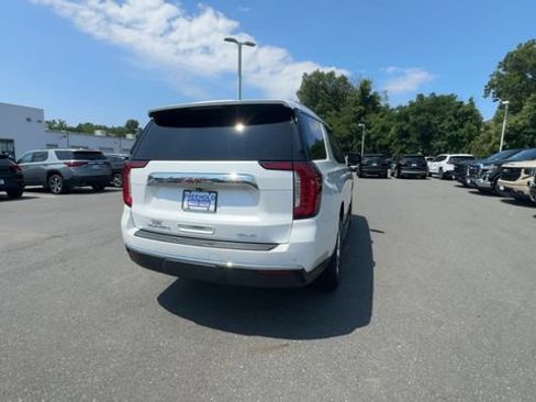 Certified 2021 GMC Yukon SLT w/ SLT Premium Package AWD/4WD image 7