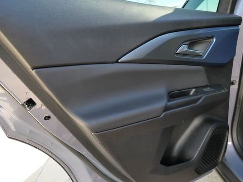 Used 2024 Chevrolet Equinox EV LT FWD image 14
