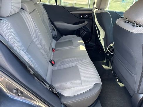 Used 2023 Subaru Outback Premium image 31