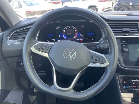 Certified 2022 Volkswagen Tiguan SE AWD/4WD image 15