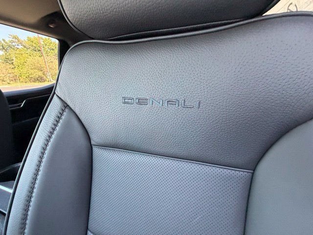 New 2026 GMC Sierra 1500 Denali w/ Denali Reserve Package AWD/4WD image 8