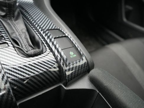 Used 2018 Honda Civic EX image 32