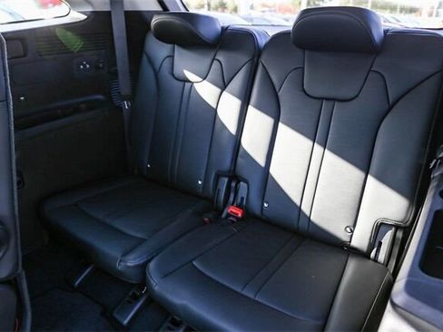 New 2025 Kia Sorento EX w/ EX Panoramic Sunroof Package image 17
