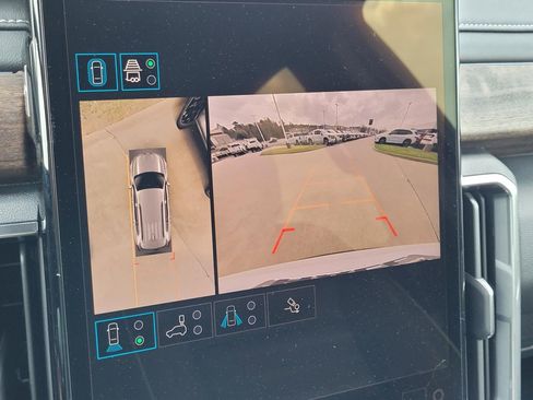 New 2026 GMC Acadia Denali Ultimate w/ LPO, Floor Liner Package image 18