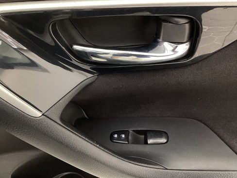 Used 2017 Nissan Altima 2.5 SR image 38