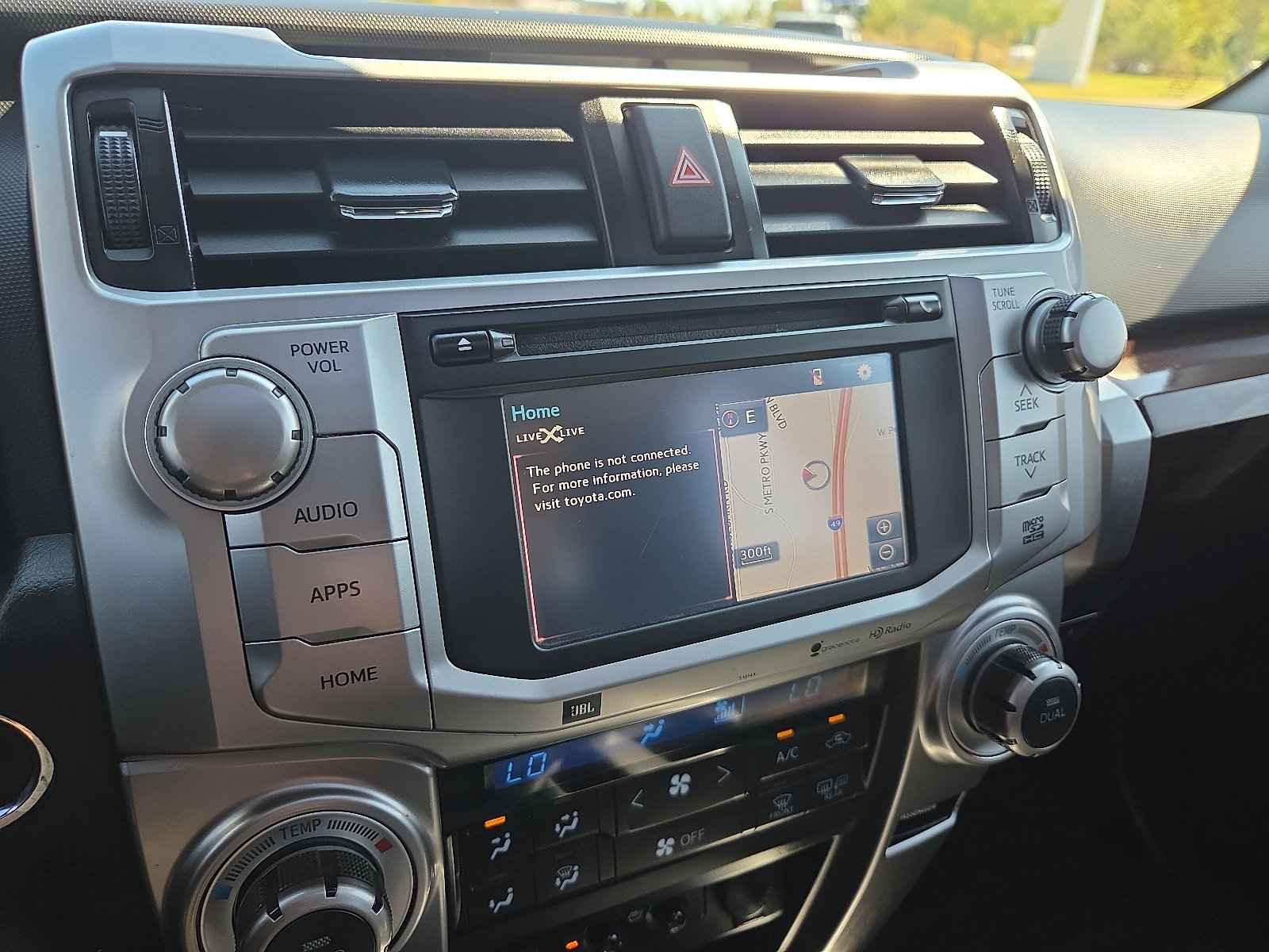 Used 2016 Toyota 4Runner Limited AWD/4WD image 16