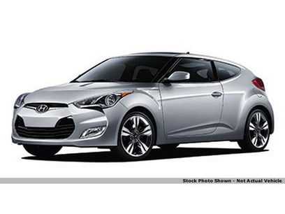 Used 2012 Hyundai Veloster w/ Tech Pkg