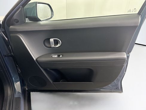 Used 2024 Hyundai Ioniq 5 SE RWD image 31