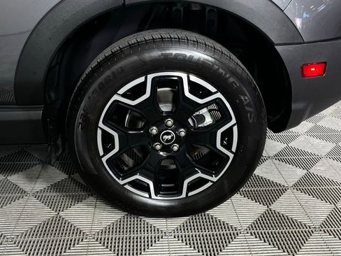 Used 2025 Ford Bronco Sport Outer Banks w/ Outer Banks Tech Package+ image 11