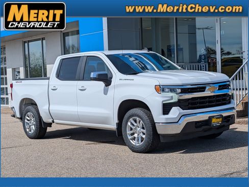 Used 2022 Chevrolet Silverado 1500 LT AWD/4WD image 1