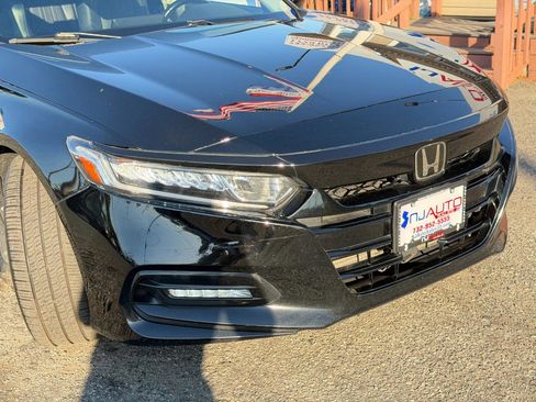 Used 2018 Honda Accord EX-L image 97