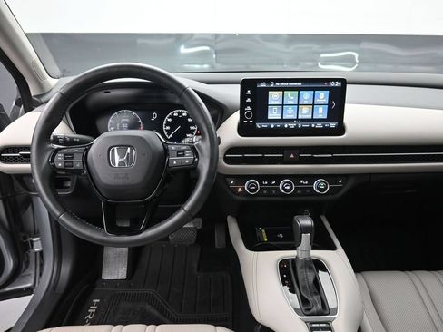 Used 2024 Honda HR-V EX-L image 11